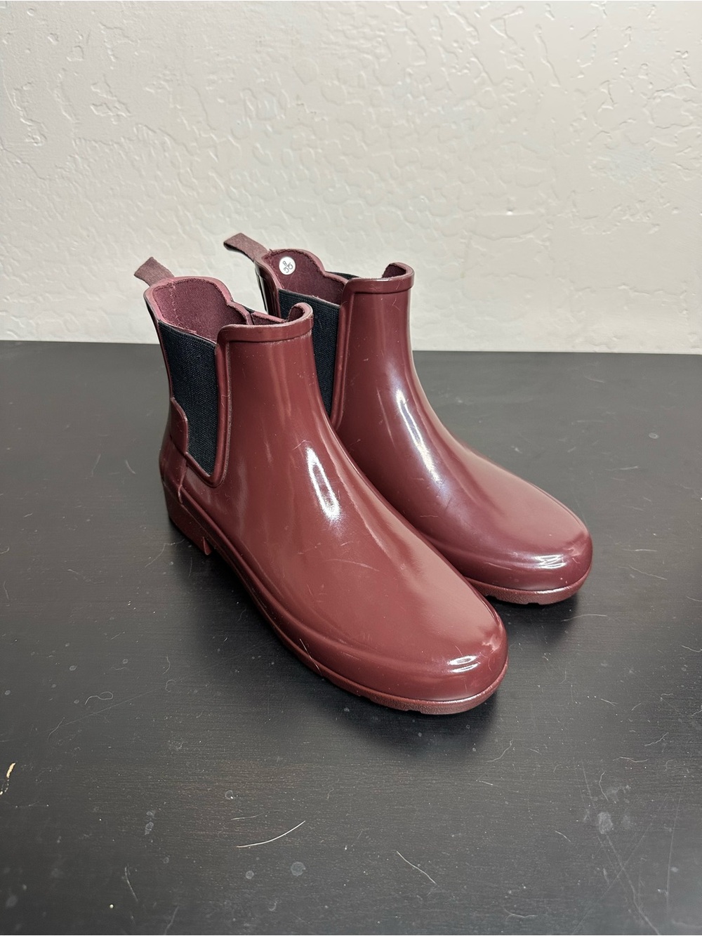 Hunter Chelsea Rain Ankle Boots in Burgundy